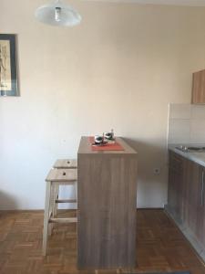 Kuchyň nebo kuchyňský kout v ubytování Studio Azalea