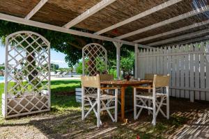 Imagen de la galería de Fuori Rotta Holiday Home, en Maruggio