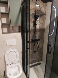 Bilik mandi di Sunshine III Apartment +16 gambar