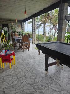 Stolní tenis v ubytování Casa Frente Mar - Penha - 5km do Beto Carrero nebo okolí