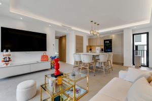 Μια τηλεόραση ή/και κέντρο ψυχαγωγίας στο Luxury appartement avec parking