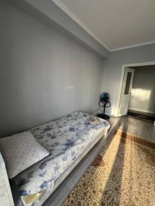 Photo de la galerie de l'établissement 3-х комнатная квартира, à Almaty