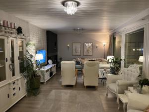 Χώρος καθιστικού στο Condo Northernlightroad