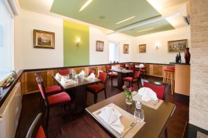 Posezení v ubytování Hotel Restaurant Vater Rhein
