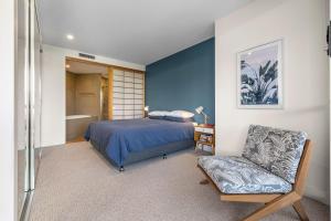 Ένα ή περισσότερα κρεβάτια σε δωμάτιο στο Cotton Beach Apartment 35 Pool Views +20 φωτογραφίες