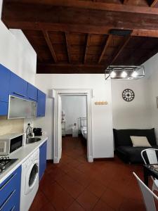 Η κουζίνα ή μικρή κουζίνα στο Residenza Cocastelli +16 φωτογραφίες