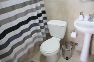Koupelna v ubytování Hostal Buró