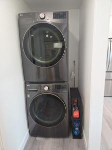 Foto dalla galleria di Soft elegance, modern guest house ad Alhambra