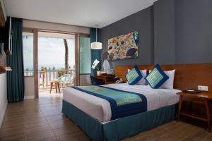 Postel nebo postele na pokoji v ubytování Mahagiri Resort Nusa Lembongan + 37 fotografií