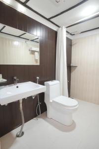 Koupelna v ubytování Hotel Horizon - Near Fateh Sagar Lake Udaipur