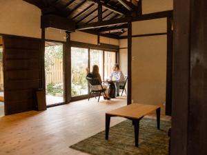 O zonă de relaxare la Kominka Hotel kurasu - Vacation STAY 93194v