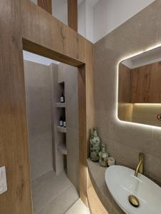 Koupelna v ubytování Eriad Patras - Calm Luxury Stay In The City Centre