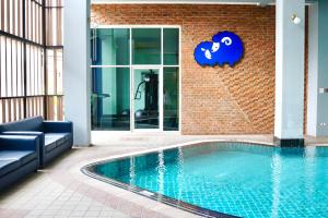 Πισίνα στο ή κοντά στο Kokotel Bangkok Dheva Thonglor