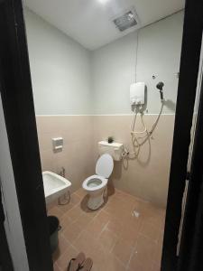 Ванная комната в Family-friendly flower homestay