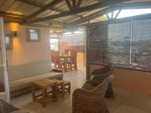 Χώρος καθιστικού στο Villa Maloya Penthouse
