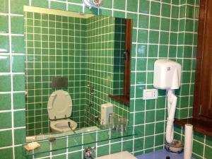 Bathroom sa Agriturismo Serena -Petritoli-