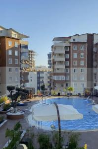 Swimmingpoolen hos eller tæt på Heavenhills