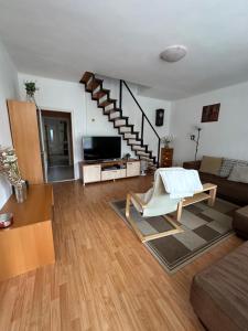 Gallery image of Edina-ház in Balatonboglár +17 photos