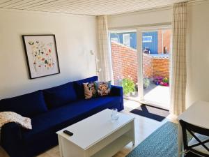 Ruang duduk di Apartment Emira - 50m from the sea by Interhome