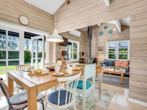 Foto sihtkohas Rødby asuva majutusasutuse Holiday Home Lamberthus - 600m from the sea by Interhome galeriist