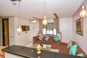 Fotografie z fotogalerie ubytování Casa Voyageurs - Stylish 1BR v destinaci Casablanca