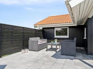 Χώρος καθιστικού στο Holiday Home Dyrken - 200m from the sea by Interhome