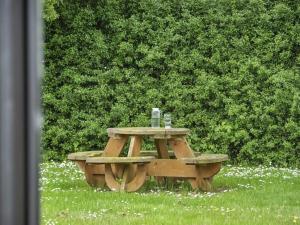 Κήπος έξω από το Holiday Home Virpi - 400m from the sea by Interhome