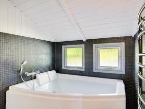 Koupelna v ubytování Holiday Home Gram - 450m from the sea by Interhome + 16 fotografií