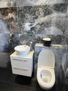 Koupelna v ubytování House