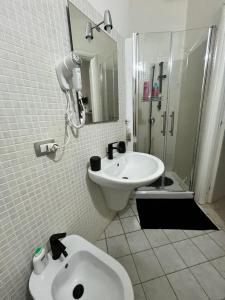 Ένα μπάνιο στο Namasté Suite - Porto Pino