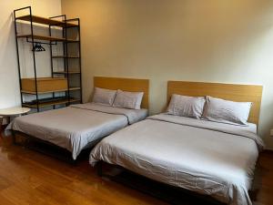 Ένα ή περισσότερα κρεβάτια σε δωμάτιο στο Semi-D Home In Banting - 5 Mins To Pantai Morib - Tanjung Sepat +59 φωτογραφίες