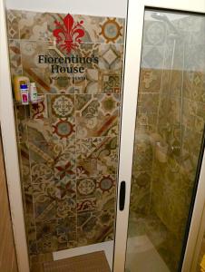 Ένα μπάνιο στο Fiorentino's House