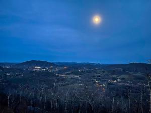 Gallery image of Deuces Wild in Baldwin