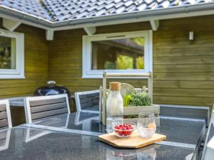Nápoje v ubytování Holiday Home Kaare - 34-2km from the sea by Interhome