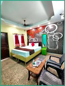 Photo de la galerie de l'établissement Hotel Nagendra J!K INN Near Sea Beach And Jagannath Temple - Free Public Parking and Wifi Facilities - Air Conditioning Luxury Hotel, à Purî