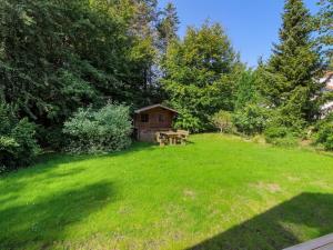 Κήπος έξω από το Holiday Home Efimija - 7km from the sea by Interhome