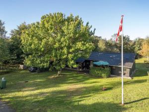 Κήπος έξω από το Holiday Home Østmar - 1-2km from the sea by Interhome