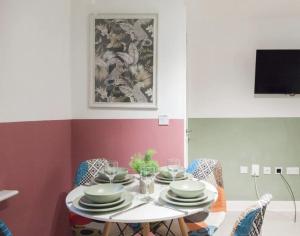 Φωτογραφία από το άλμπουμ του Wakefield Hideaway 2BR Comfort for 4 Guests σε Wakefield