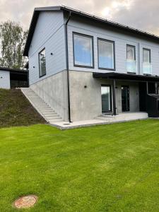 صورة لـ New gorgeous semi-detached house في ليمبالا