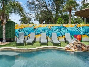 Swimmingpoolen hos eller tæt på Trendy & Relaxing - Close to Beach - Pool - Hot Tub