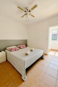 Postel nebo postele na pokoji v ubytování La Plage - 2 Apparts Clim WiFi, Familles & Amis