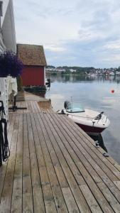 Φωτογραφία από το άλμπουμ του Seaside bliss you'll crave again σε Σταβάνγκερ