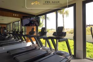 TV a/nebo společenská místnost v ubytování SH Mio 204-A by Del Mar