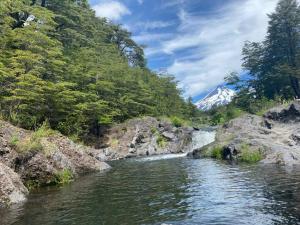Φυσικό τοπίο κοντά σε οργανωμένο κάμπινγκ +14 φωτογραφίες