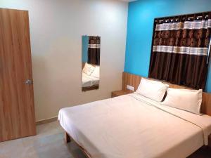 Imagen de la galería de SPOT ON Isha Guest House, en Kolhapur 9 fotos más