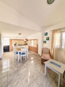 Kuchyň nebo kuchyňský kout v ubytování Casa Ramona + 13 fotografií