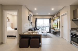 Dapur atau dapur kecil di Comfortable 2 Bed Apt In Mcal Lopez Ave