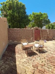 Φωτογραφία από το άλμπουμ του Mountain guest house στο Λούξορ