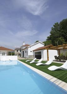 Πισίνα στο ή κοντά στο Quinta da Bouça - Casa do Lagar +8 φωτογραφίες