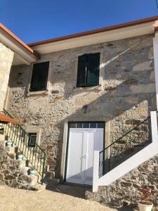 Το κτήριο όπου στεγάζεται  η παραθεριστική κατοικία